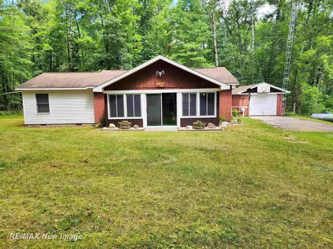 1040 E Ritchie, Lincoln, MI 48742 photo 2