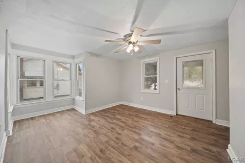 929 E Maumee, Adrian, MI 49221 photo 6