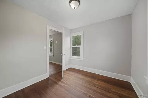 929 E Maumee, Adrian, MI 49221 photo 18