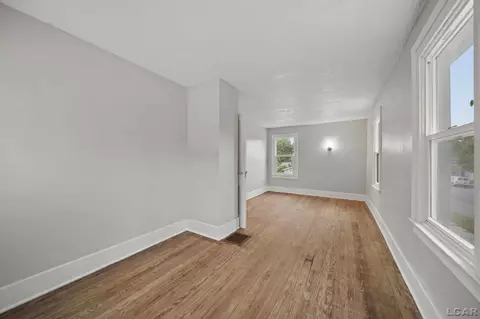 929 E Maumee, Adrian, MI 49221 photo 22