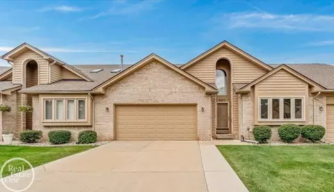 33053 Whispering, Chesterfield, MI 48047