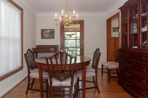 1636 Hawthorne, Grosse Pointe Woods, MI 48236 photo 9
