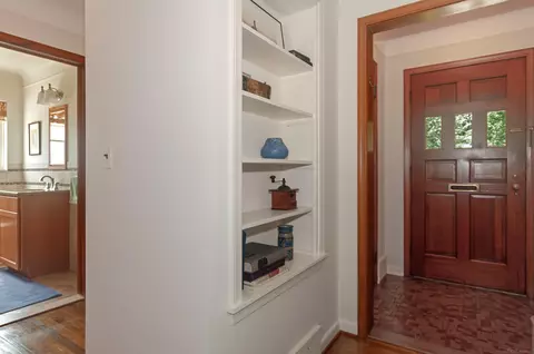 1636 Hawthorne, Grosse Pointe Woods, MI 48236 photo 15
