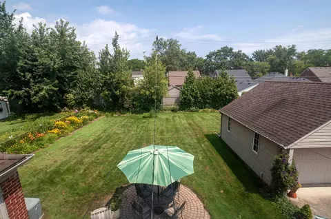 1636 Hawthorne, Grosse Pointe Woods, MI 48236 photo 24