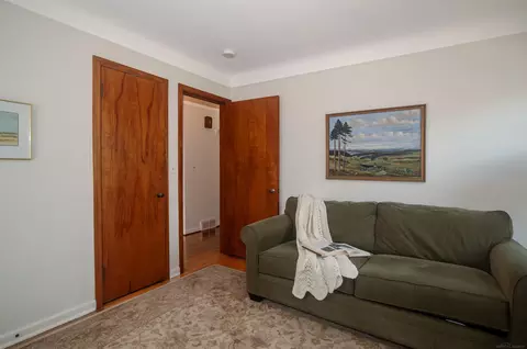 1636 Hawthorne, Grosse Pointe Woods, MI 48236 photo 22