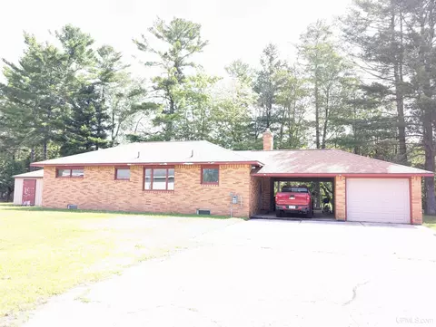 7338 Riverview # W, Manistique, MI 49854