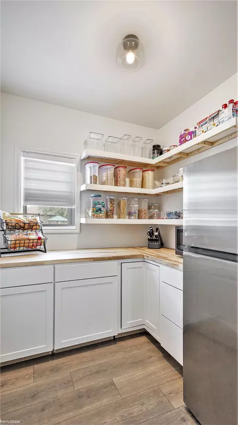 Kitchen - 52978 Char Marie, Macomb, MI 48042 photo 4 of 4