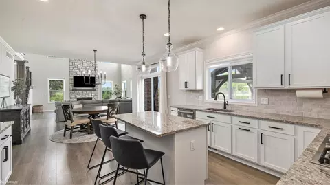 Kitchen - 52978 Char Marie, Macomb, MI 48042 photo 1 of 4