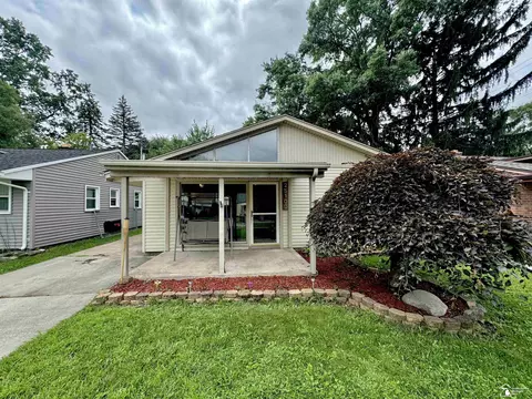 25109 Stanford, Dearborn Heights, MI 48125