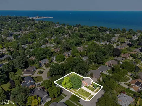 View/Area - 84 Clairview, Grosse Pointe Shores, MI 48236 photo 5 of 9