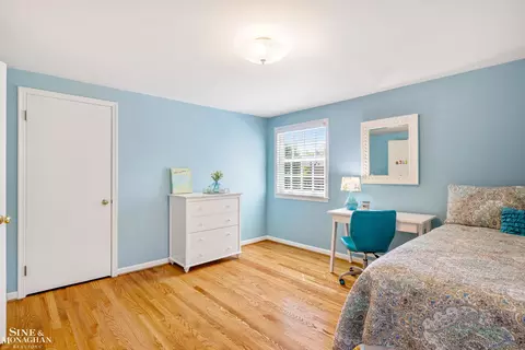 Bedroom - 84 Clairview, Grosse Pointe Shores, MI 48236 photo 2 of 6