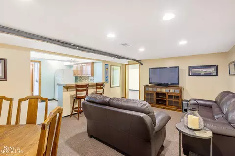 Other - 84 Clairview, Grosse Pointe Shores, MI 48236 photo 5 of 11