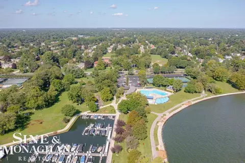 View/Area - 84 Clairview, Grosse Pointe Shores, MI 48236 photo 9 of 9