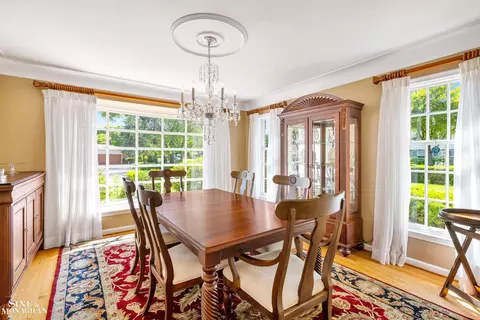 Dining - 84 Clairview, Grosse Pointe Shores, MI 48236 photo 2 of 6