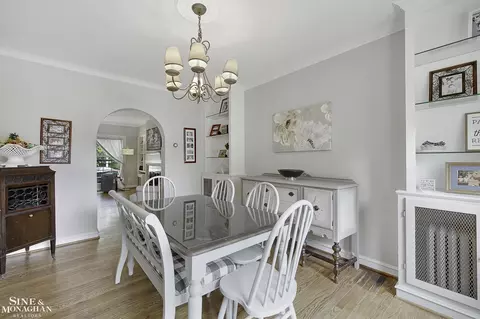Dining - 17430 Maumee, Grosse Pointe, MI 48230 photo 2 of 2