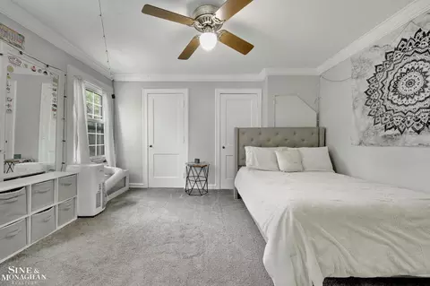 Bedroom - 17430 Maumee, Grosse Pointe, MI 48230 photo 1 of 8