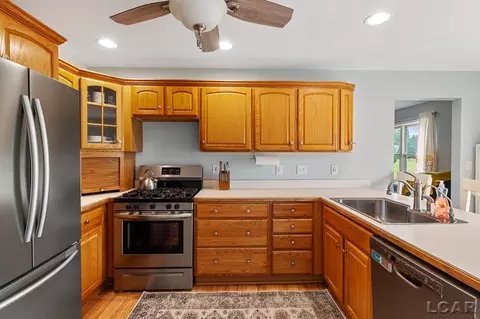 Kitchen - 6415 Pocklington, Britton, MI 49229 photo 3 of 4