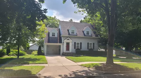 1351 Wellesley, Mount Clemens, MI 48043