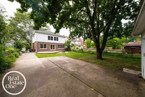 836 Lincoln, Grosse Pointe, MI 48230 photo 38