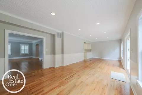 836 Lincoln, Grosse Pointe, MI 48230 photo 15