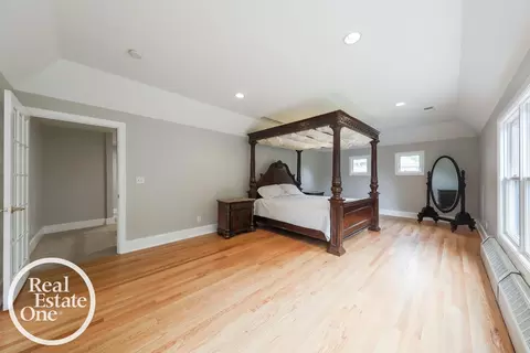 836 Lincoln, Grosse Pointe, MI 48230 photo 21