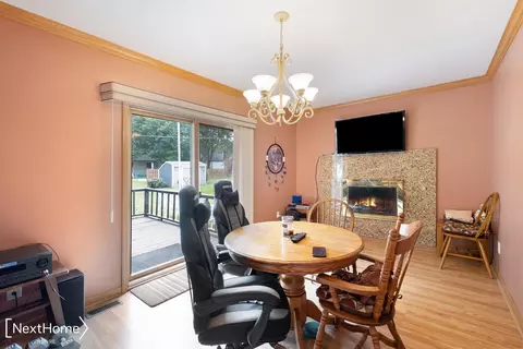 Dining - 411 Windmill Pt, Flushing, MI 48433 photo 2 of 2