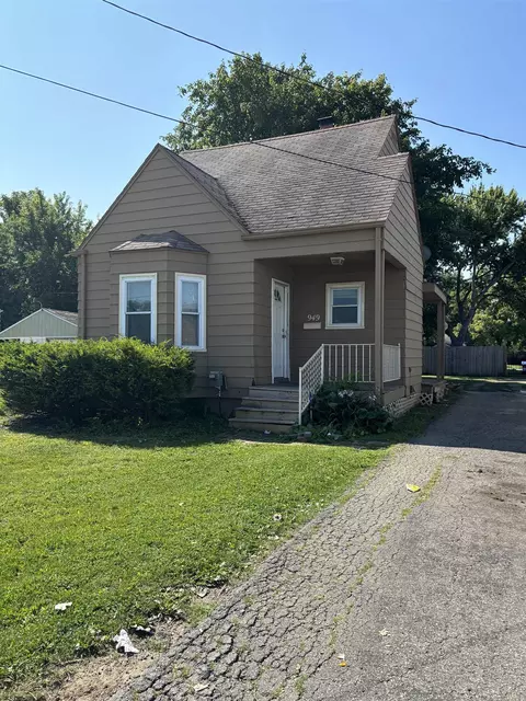 949 W Atherton, Flint, MI 48507
