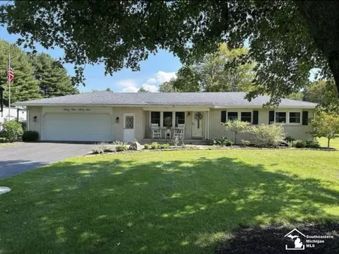 3334 Heiss, Monroe, MI 48162