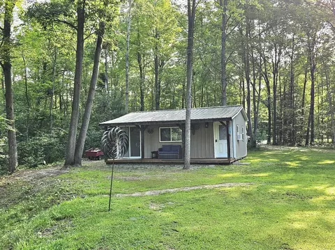 3915 Lakeshore, Gladwin, MI 48624
