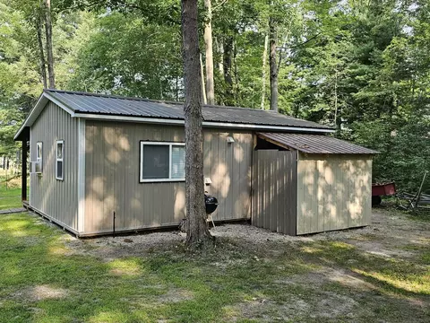 3915 Lakeshore, Gladwin, MI 48624 photo 10