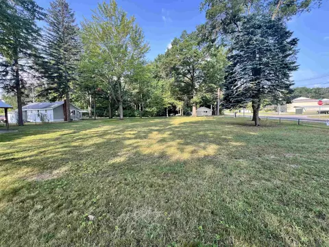367 W Oak, Harrison, MI 48625 photo 7