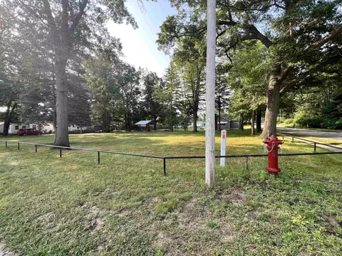 367 W Oak, Harrison, MI 48625 photo 12