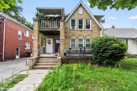 3590835910 John R, Wayne, MI 48184