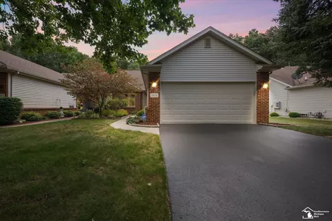 1653 Spruce, Temperance, MI 48182