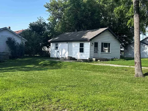 1481 Norton, Burton, MI 48529