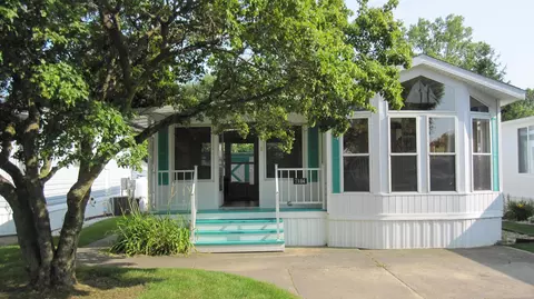 7184 Ben Franklin, Lexington, MI 48450