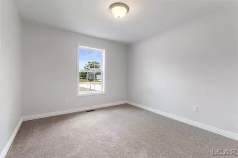 2804 Hope, Adrian, MI 49221 photo 26