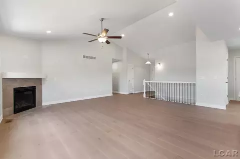 2804 Hope, Adrian, MI 49221 photo 10