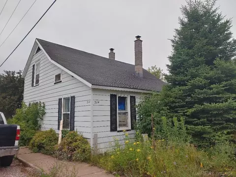 314 S S Lk, Ishpeming, MI 49849