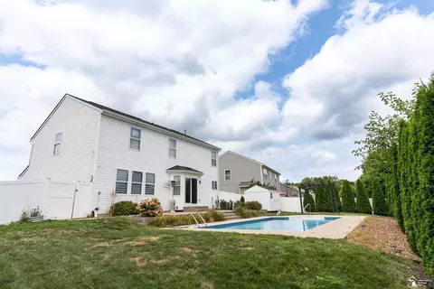 2012 Danville Dr, Monroe, MI 48162 photo 14