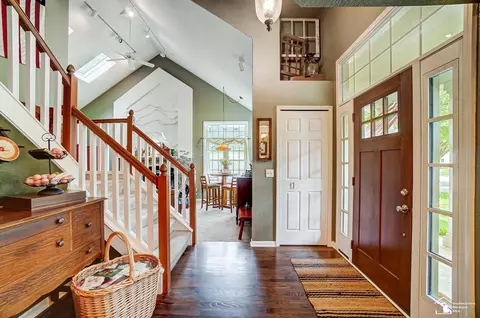 Entry Way - 6785 Lockmill, Temperance, MI 48182 photo 1 of 3