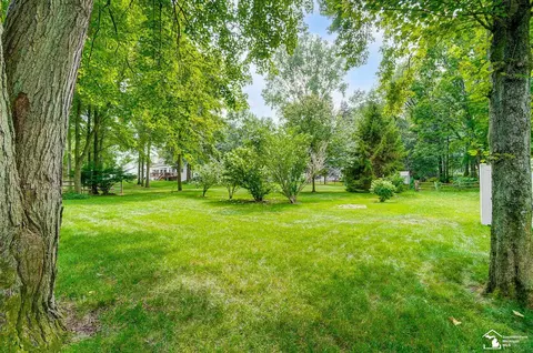 Exterior - 6785 Lockmill, Temperance, MI 48182 photo 13 of 13