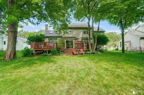 Exterior - 6785 Lockmill, Temperance, MI 48182 photo 5 of 13