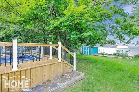 109 E Perry, Durand, MI 48429 photo 6