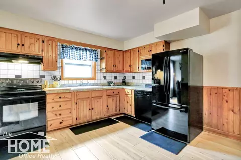 109 E Perry, Durand, MI 48429 photo 13
