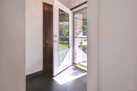 Entry Way - 422 Norbert, Hemlock, MI 48626 photo 1 of 3