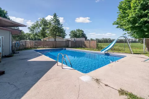 Exterior - 422 Norbert, Hemlock, MI 48626 photo 7 of 14