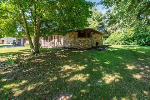 Exterior - 422 Norbert, Hemlock, MI 48626 photo 4 of 14