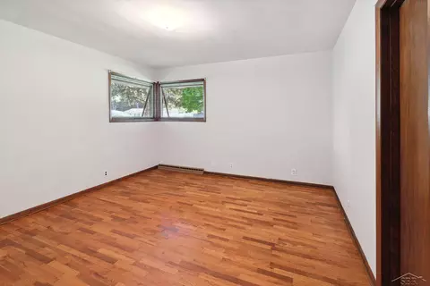 Bedroom - 422 Norbert, Hemlock, MI 48626 photo 1 of 5