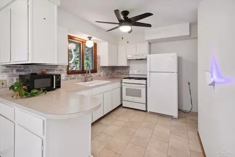 Kitchen - 422 Norbert, Hemlock, MI 48626 photo 1 of 5